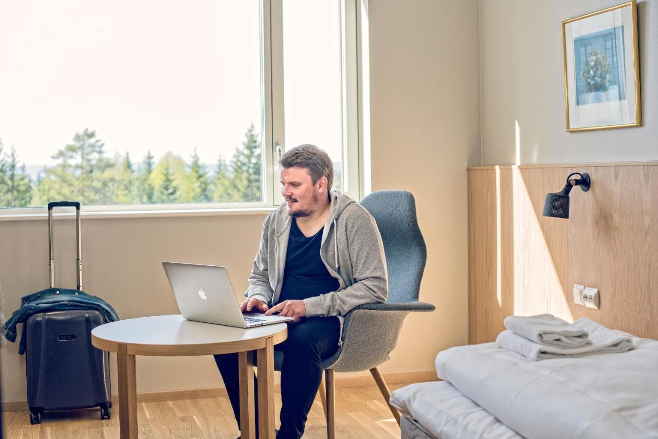 Cathinka Guldbergs Hotell Gardermoen ヤッサイム エクステリア 写真